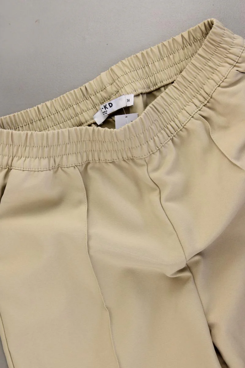 NA-KD Stoffhose Gr. 34 neuwertig braun aus Polyester - Image 2