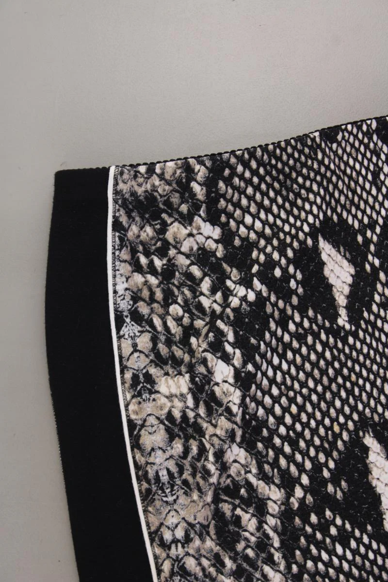 Marc Cain Stretchrock Gr. 40 mit Tierdruck grau aus Viskose - Image 3