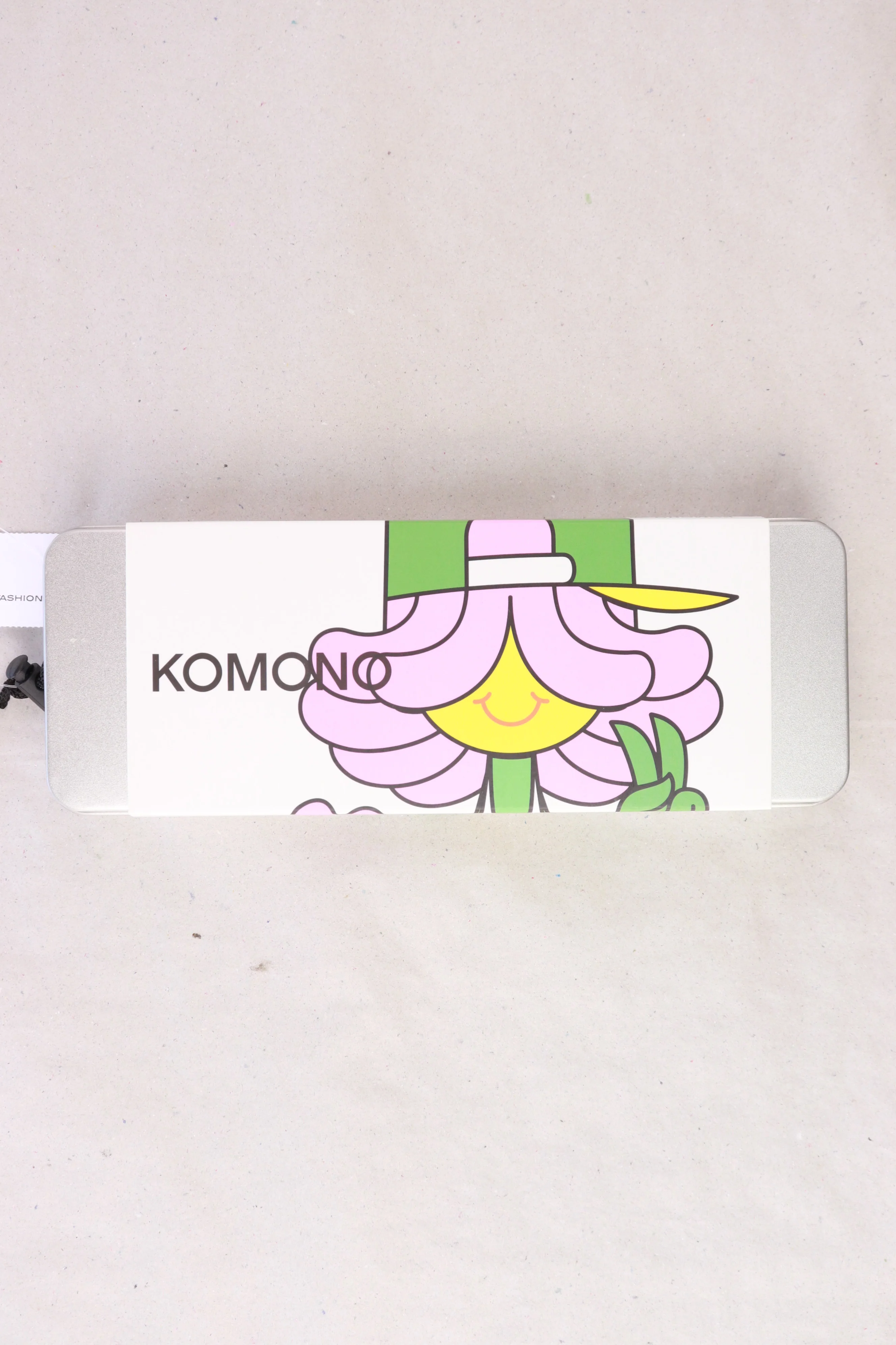 Komono Kinder Sonnenbrille Modell The Lulu UV400 braun Größe Onesize neu mit Etikett - Image 4